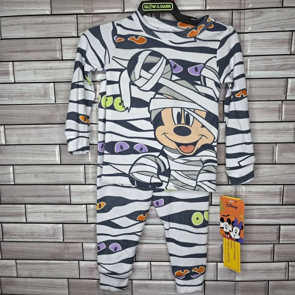 New Disney Mickey Mouse Toddler Halloween Glow in the Dark Pajama Set Size 18M